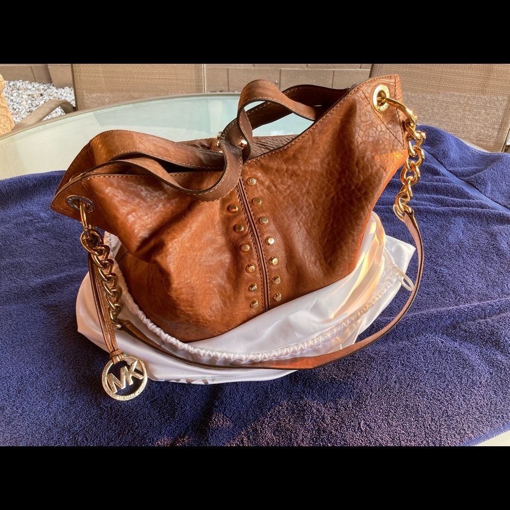 Michael Kors Uptown Astor Shoulder Bag ✨